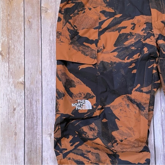 The North Face Men’s Freedom Snow Pants Short Length - Picture 3 of 9